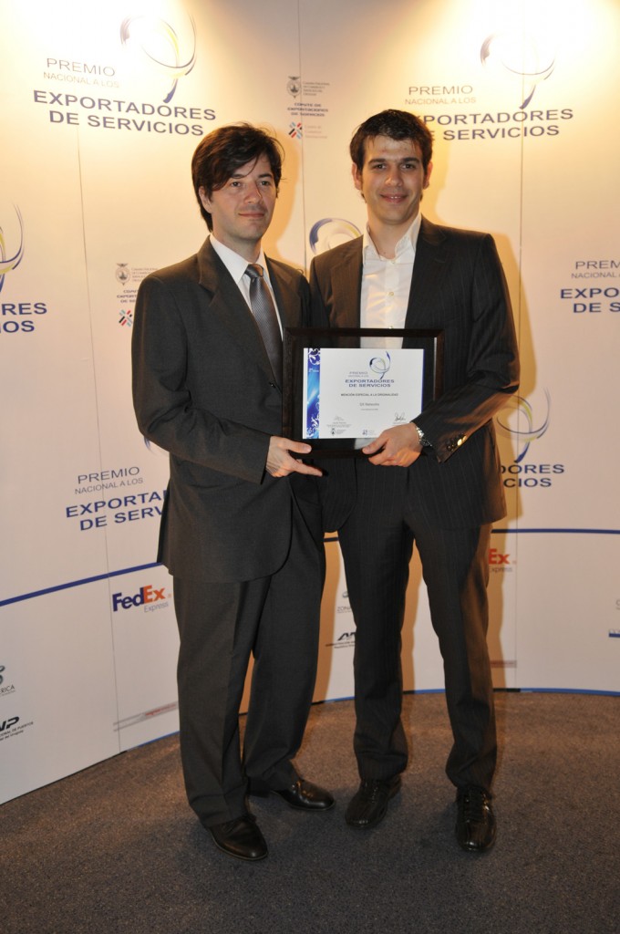 Premio de Cámara Nacional de Comercio y Servicios 